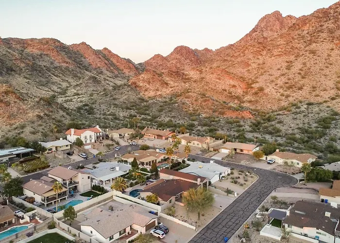 Holiday home Biltmore Highlands By Porter Luxury Wprivate Pool And Mountain Views Phoenix